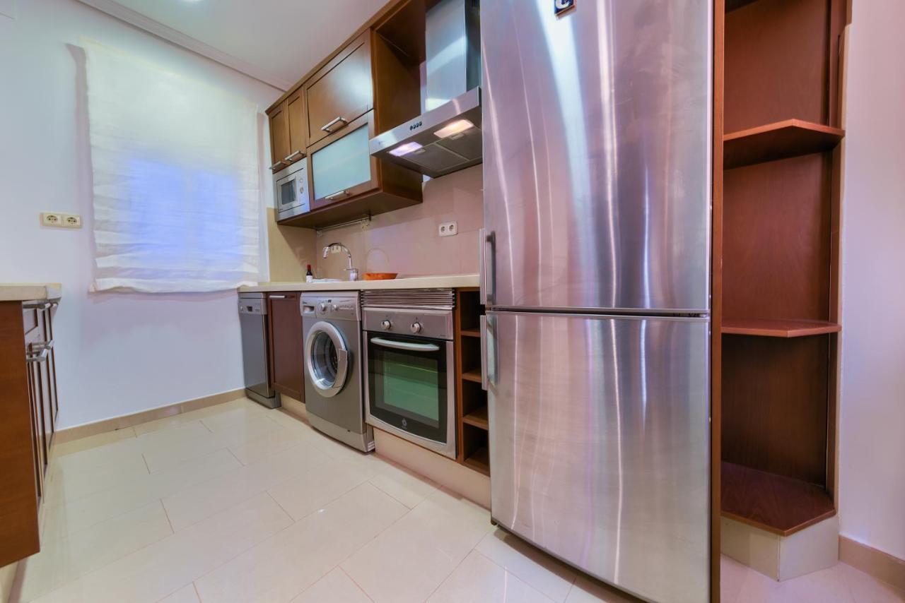 Holidays2Malaga Lazcano High Wifi & French Balcony Экстерьер фото