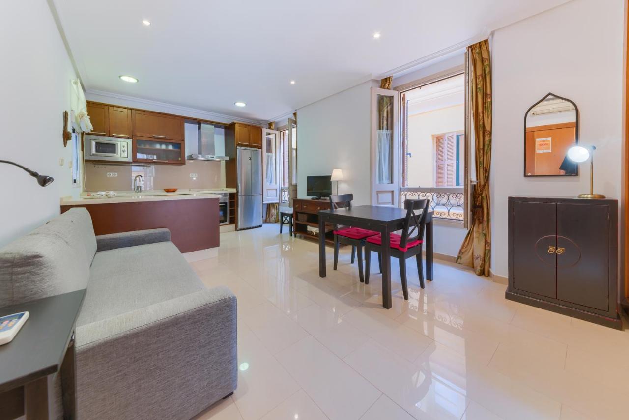 Holidays2Malaga Lazcano High Wifi & French Balcony Экстерьер фото