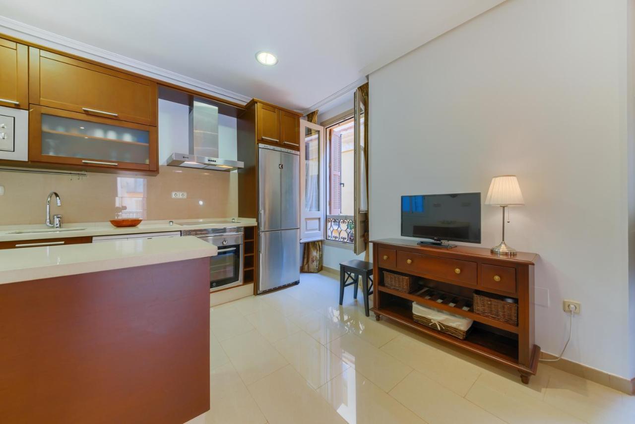 Holidays2Malaga Lazcano High Wifi & French Balcony Экстерьер фото